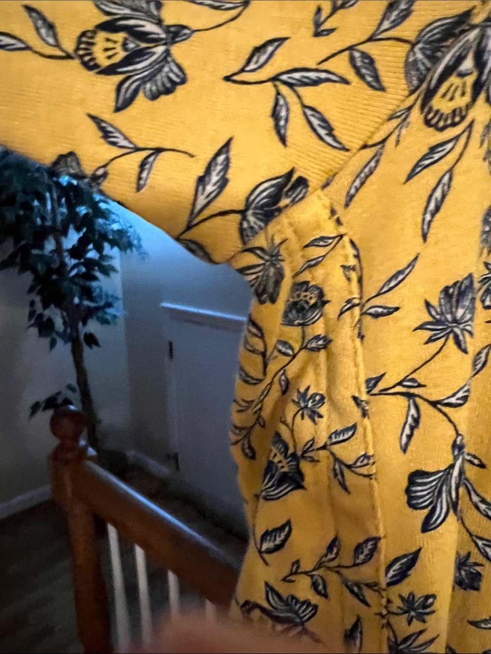 J.Jill Women's Yellow Floral Scoop Neck Top - Picture 3 of 5